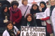 Salud | Médicos realizaron un abrazo simbólico al Paroissien y reclamaron obras