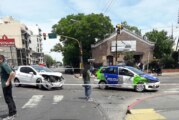 Patrullero de la Policía Local Morón chocó en el centro de Haedo