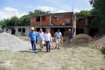 Hurlingham | Zabaleta recorrió la reactivación del plan de 78 viviendas en Villa Tesei