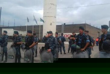 Merlo | Con fuerte presencia policial desalojaron la fábrica Acoplados del Oeste