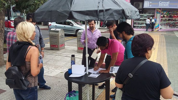 Morón | El Frente Renovador juntó firmas contra el tarifazo