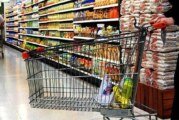 Por la crisis, un 70% limitó la cantidad de productos que compra y un 43% redujo la porción de comida