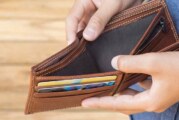 Pero con alegría | Casi la mitad de los argentinos asegura que su situación económica es “mala o muy mala”