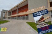 Ituzaingó | Un abrazo por la salud pública