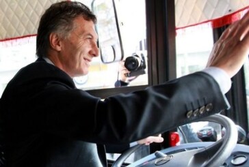 País | Nuevo aumento del transporte llega al 30%