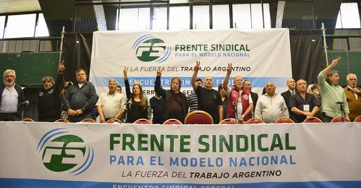 País | El Frente Sindical marcha el 4 de abril y va al paro general aún sin la CGT