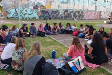 Tercera peatonal feminista en Merlo