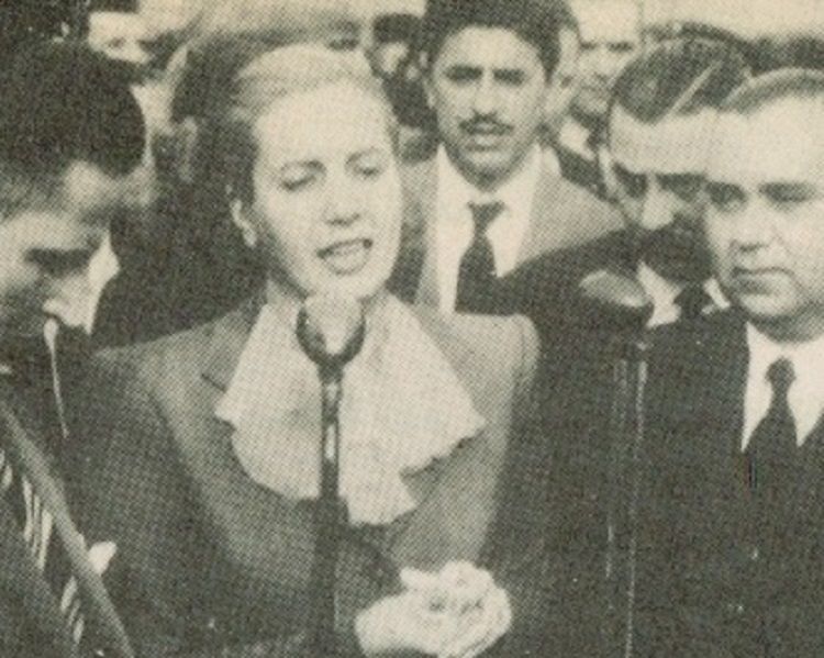 Morón | Difunden fotos de Evita en La Cantábrica