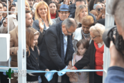 Ituzaingó | Descalzo y Magario inauguraron un Centro de Atención de Adultos Mayores