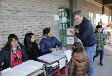 #PASO2019 #Hurlingham | Zabaleta votó acompañado por su familia: “Esperamos una Argentina más justa”