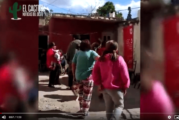 #Video | Barrio Carlos Gardel: Así entrega mercadería y boletas la Municipalidad de Morón