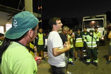 Morón | Lucas Ghi visitó a los trabajadores de la recolección de residuos