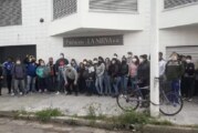 Trabajadores y trabajadoras de La Nirva denunciaron que la empresa les debe 6 meses de sueldo