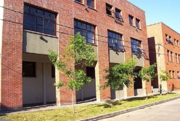 UNLu | Fabrican y reparten más de 2 mil cáscaras de protección