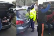 Escondieron a sus hijos en el baúl para evadir los controles