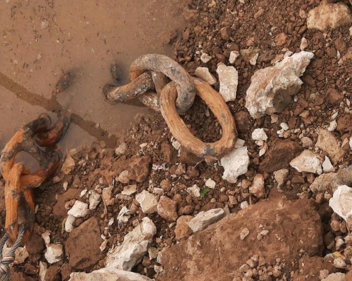 Investigadores de la UNLu analizan cadenas halladas en Vuelta de Obligado que serían las de la batalla