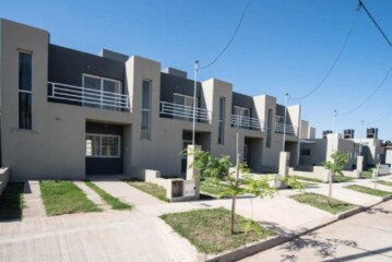 La Provincia adhiere al Plan Nacional de Suelo Urbano y al Argentina Construye