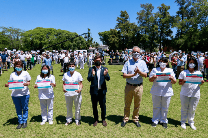 Provincia | Entregan diplomas de reconocimiento a quienes finalizaron el curso de Vacunadores Covid-19