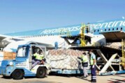 Llega desde Beijing el vuelo que trae un millón de dosis de la vacuna Sinopharm