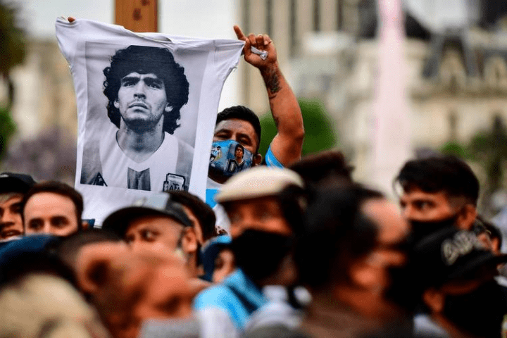 Convocan a una marcha para pedir justicia por la muerte de Maradona