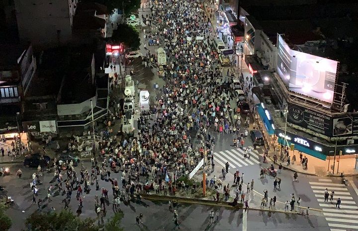Ramos Mejía | Multitudinaria marcha en reclamo de seguridad y justicia por el crimen de María Rosa Daglio