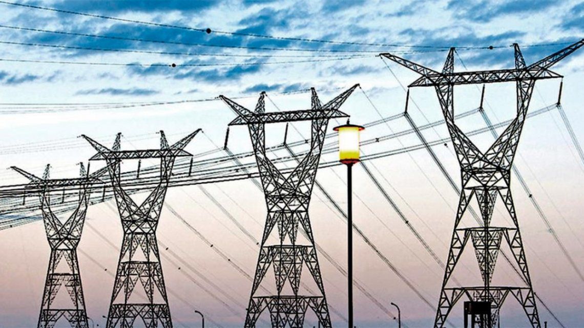 Tarifas | Edesur y Edenor piden subas de hasta 81% y 157%