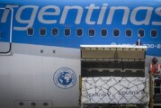 Coronavirus | Arribó el décimo vuelo con 300 mil dosis de vacunas Sputnik V