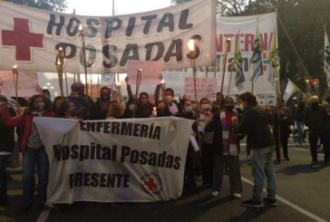 “En nuestro día los enfermeros no celebramos, tenemos miedo y lloramos a nuestros compañeros ausentes”