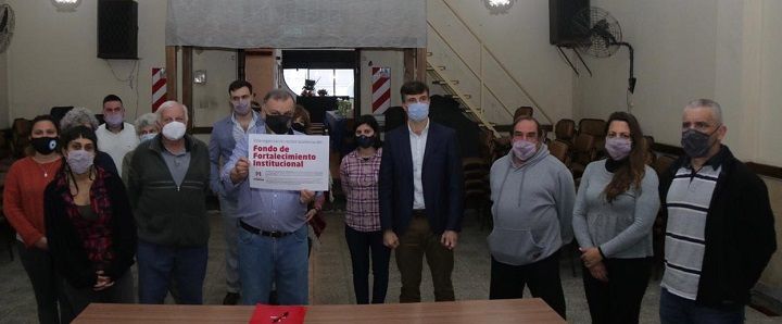 Morón | La biblioteca popular Giuffra recibió el Fondo de Fortalecimiento comunal