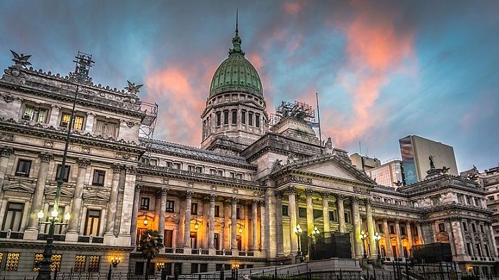 Emergencia pediátrica y universidades: Los ojos del país miran hoy al Congreso