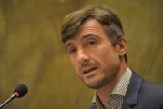 Lucas Ghi adelantó que “podría surgir una propuesta legislativa” para las reelecciones indefinidas de intendentes