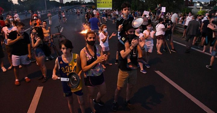 En Liniers y Mataderos | Cortaron General Paz en reclamo por los cortes de luz que afectan a 19.000 hogares