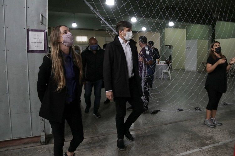 Morón | Entregaron subsidios a los clubes para mejorar su infraestructura