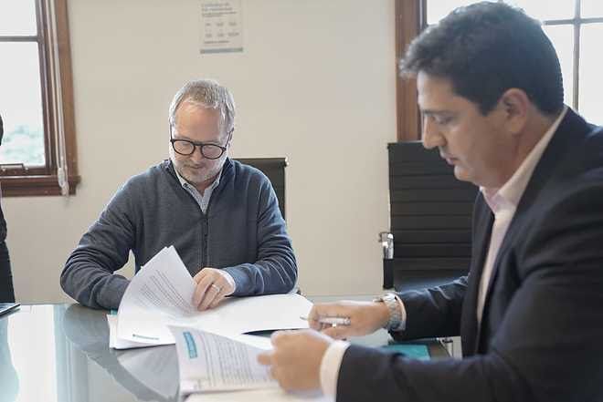 Sabbatella y Marinucci firmaron un acuerdo para desarrollar acciones sustentables en la Cuenca