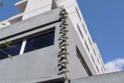 En Morón se presentó la obra “Abrazos que curan”, un homenaje a los trabajadores esenciales