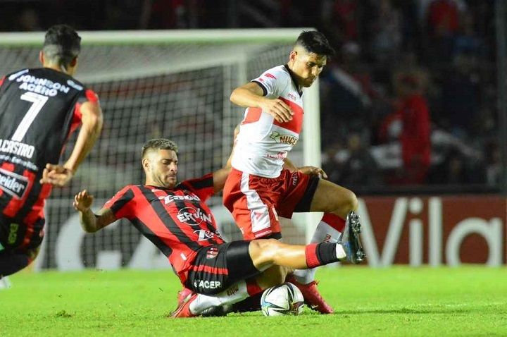 Patronato eliminó a Morón de la Copa Argentina