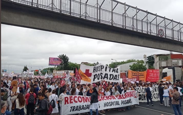 Hospital Posadas: Multitudinaria marcha en el Acceso Oeste en defensa de la salud pública