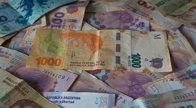 El Banco Central aprobó la emisión de billetes de $2000