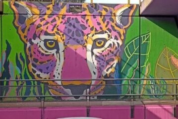 Morón pone en valor espacios públicos con murales pintados por el equipo municipal de arte