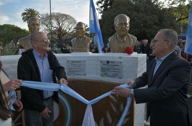 A 40 años de democracia, Ituzaingó homenajeó a Raúl Alfonsín