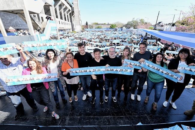 Kicillof en Morón: “Nuestra obligación es conseguir que el pueblo tome dimensión de lo que está en juego”