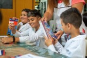 La Matanza | Los estudiantes de la E.P Nº40 de González Catán recibieron libros y manuales nuevos