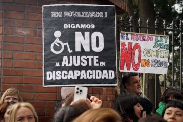 El Gobierno de Milei busca recortar el acceso a la salud de las personas con discapacidad