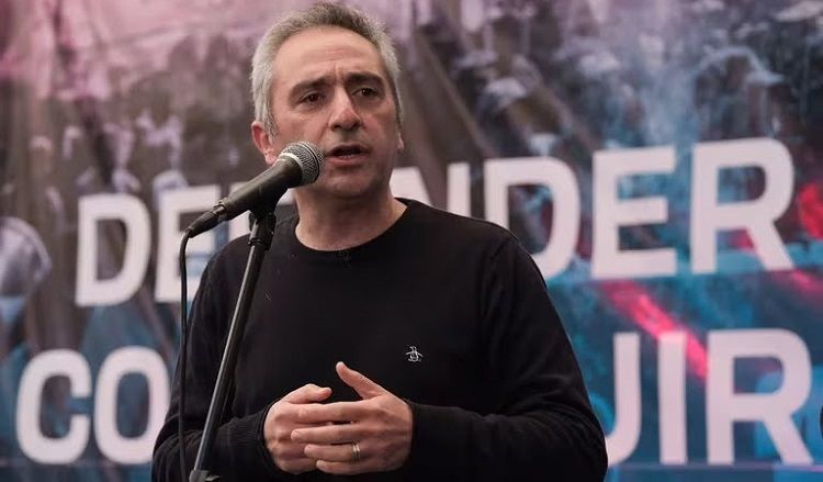 Andrés Larroque: “Tenemos que ganar la calle para frenar esta locura”