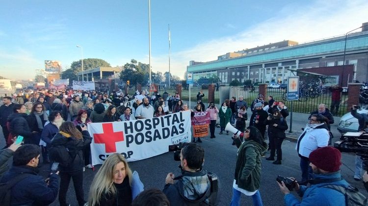 Nueva jornada de protestas contra los despidos en el Hospital Posadas