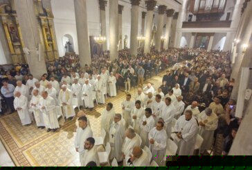 Se realizó una misa en homenaje a Francisco en la Catedral de Morón