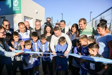 Ituzaingó | Pablo Descalzo inauguró los playones deportivos de San Alberto