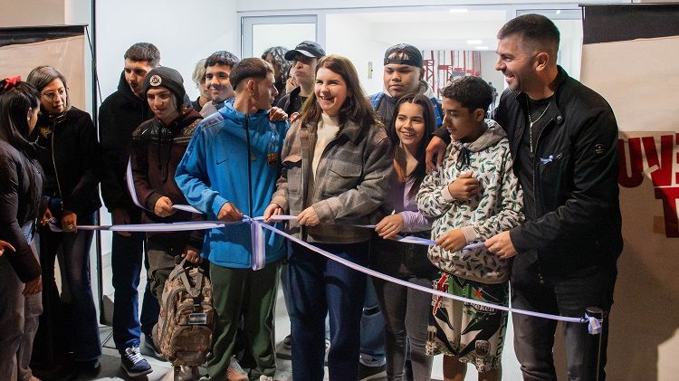 Mariel Fernández: “El Municipio está al servicio de la juventud de Moreno”