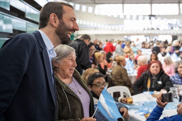 Hurlingham | Selci: “Aún en el peor contexto, nos reúne el amor por la bandera celeste y blanca”