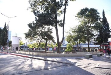 Morón | Retiraron varios puestos de trabajadores de venta ambulante de la Plaza La Roche y alrededores